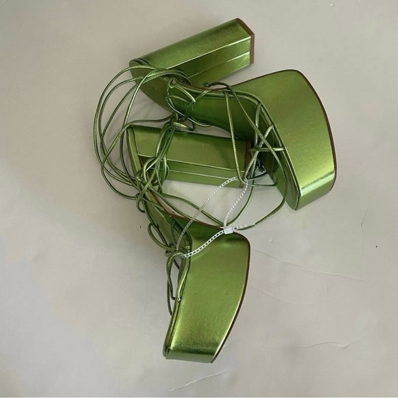 Gianni Bini Ankle Wrap Leather Strappy Metallic Green Women’s Platform Sandals - Picture 6 of 12